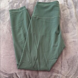 Lululemon women’s wunder train leggings size 10